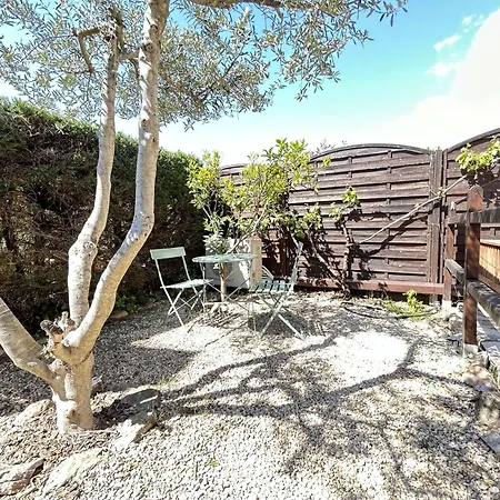 Sm080-c32 Maxime Mazet De Centre-ville, 3 Pieces 6 Couchages Villa