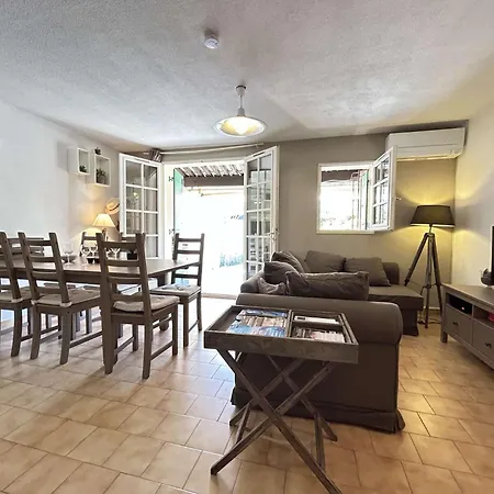 Sm080-c32 Maxime Mazet De Centre-ville, 3 Pieces 6 Couchages Villa *