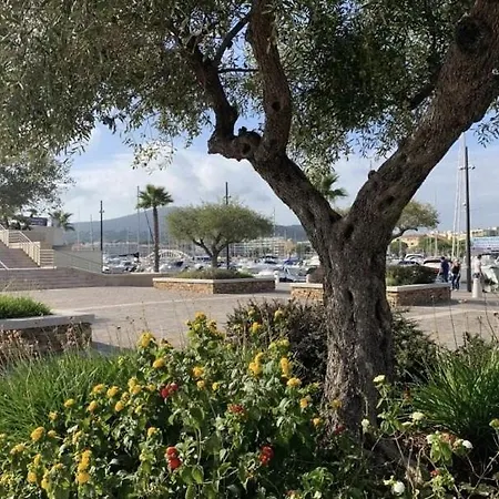 Villa Sm080-c32 Maxime Mazet De Centre-ville, 3 Pieces 6 Couchages Sainte-Maxime