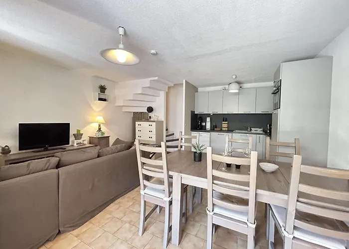 Sm080-c32 Maxime Mazet De Centre-ville, 3 Pieces 6 Couchages